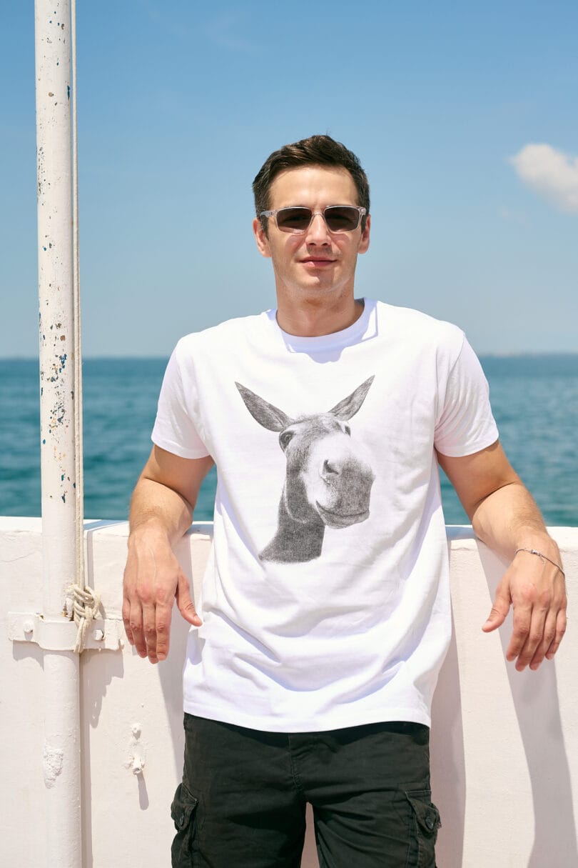 Donkey Love T-shirt 2055N - Image 2