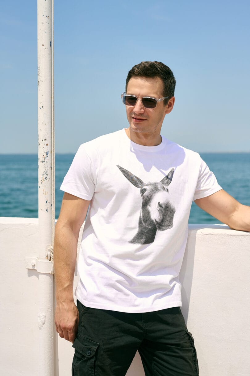 Donkey Love T-shirt 2055N - Image 3